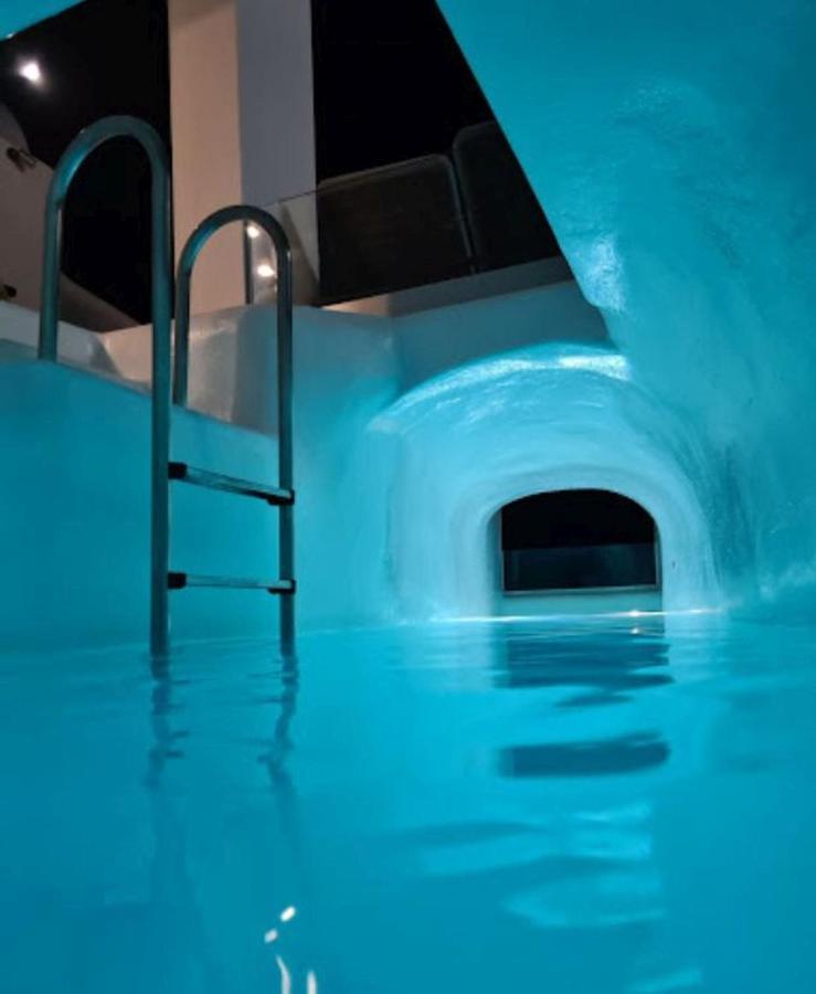 Hyperion Oia Suites Luaran gambar